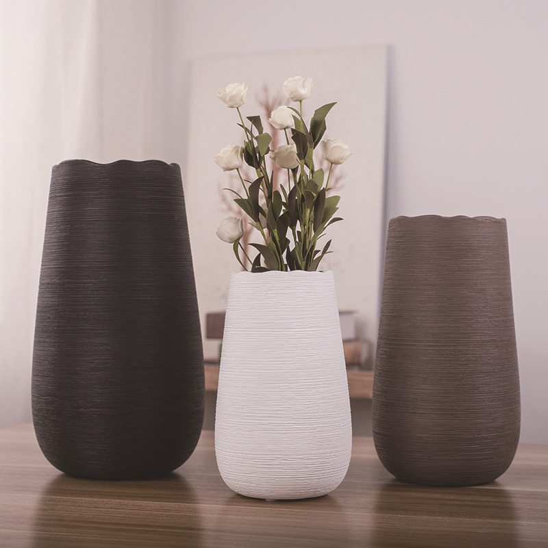 Hand-brushed vase details Picture