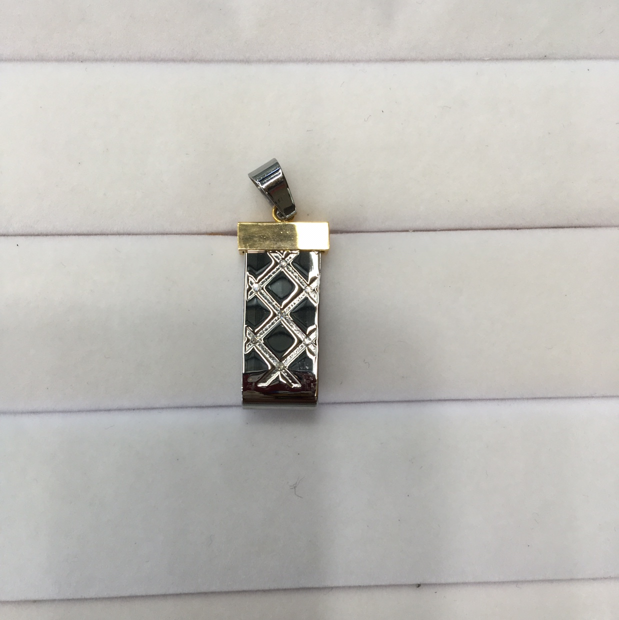 Stainless steel pendant thumbnail