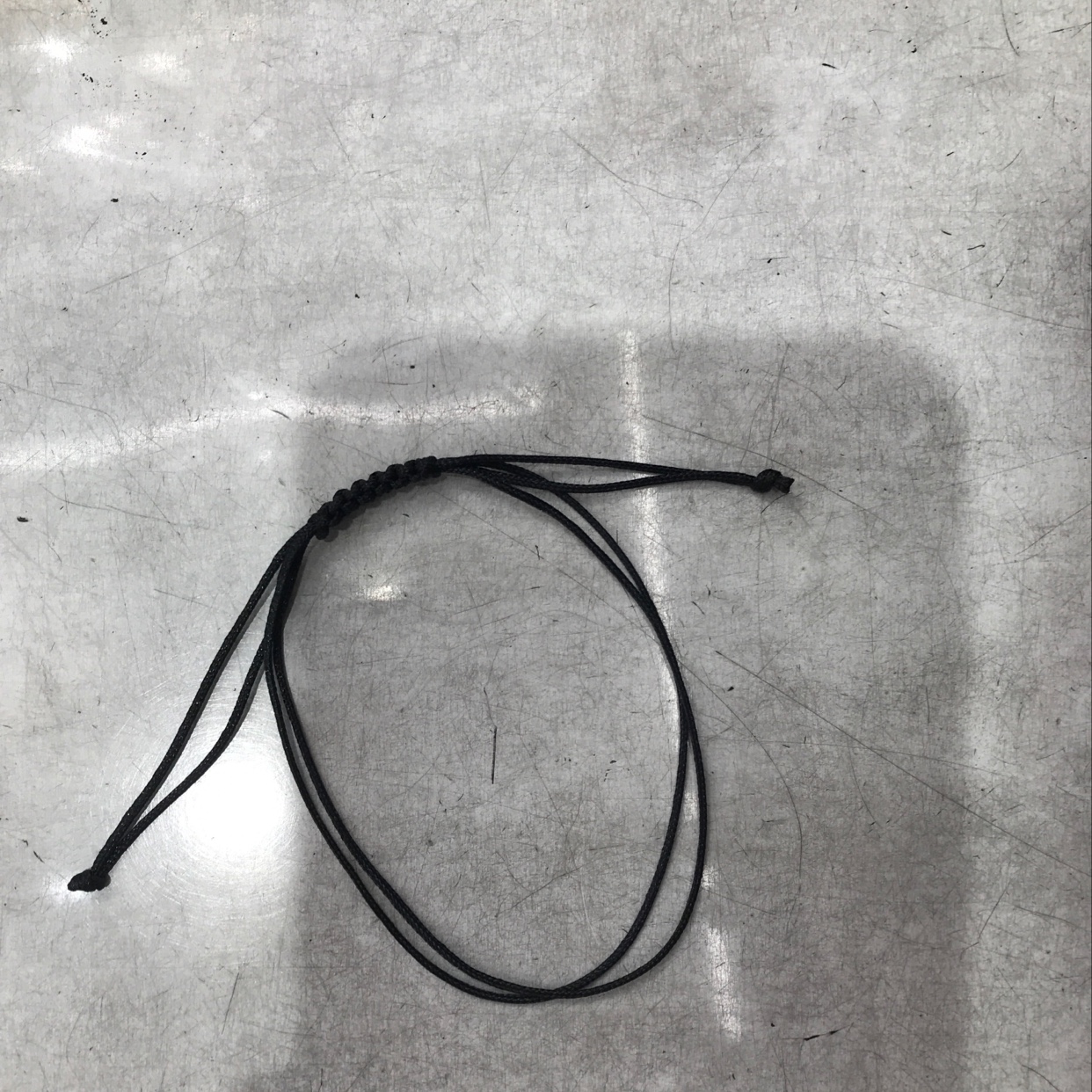 Red string bracelet -3 thumbnail