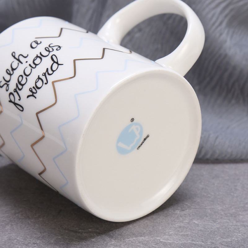 Nordic creative ceramic mugs, couple gift cups, water cups, advertising cups, wholesale customization, LOGO Application Scenario