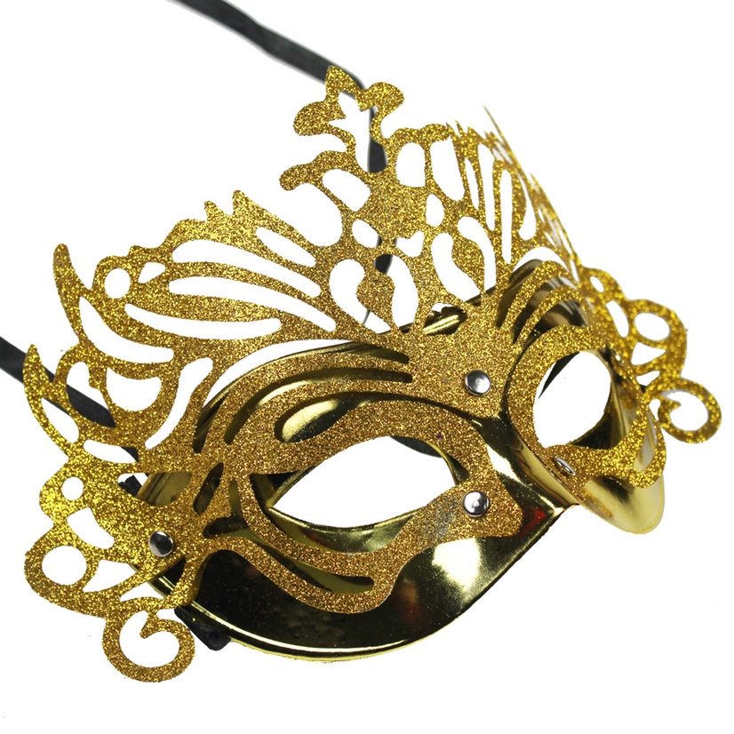 Halloween party dance, princess goddess, painted men and women, half-face eye masks, electroplated crowns, gold powder, hollowed-out masks Application Scenario