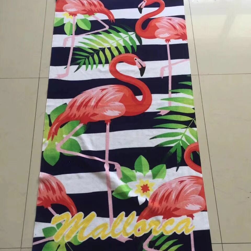 沙滩浴巾：圣诞巾：披风：产品图