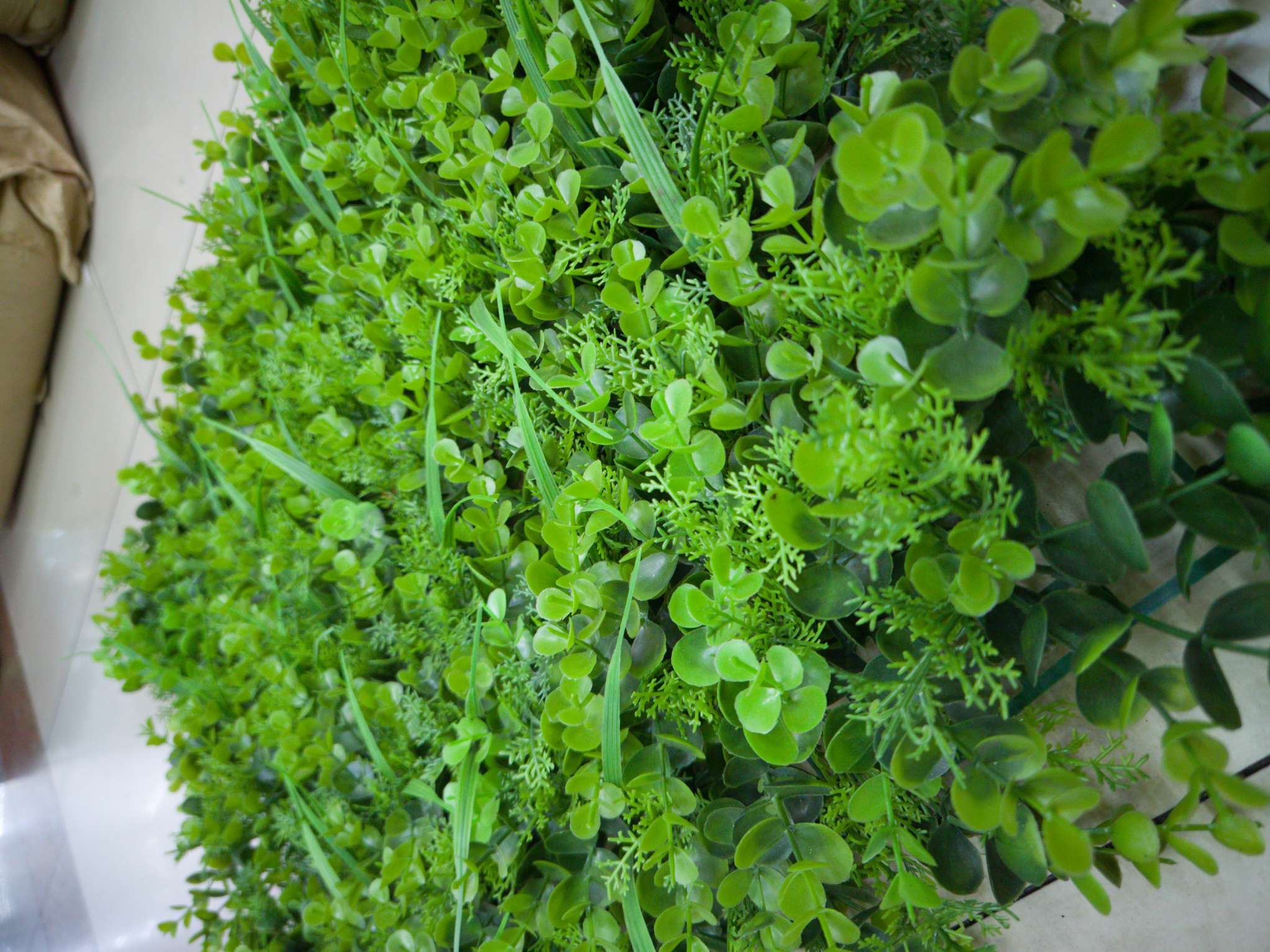 Artificial plant wall, green plant wall, plant wall, decorative wall, flower wall, background wall, interior decoration, balcony, storefront decoration, high-quality artificial grass ZH details Picture