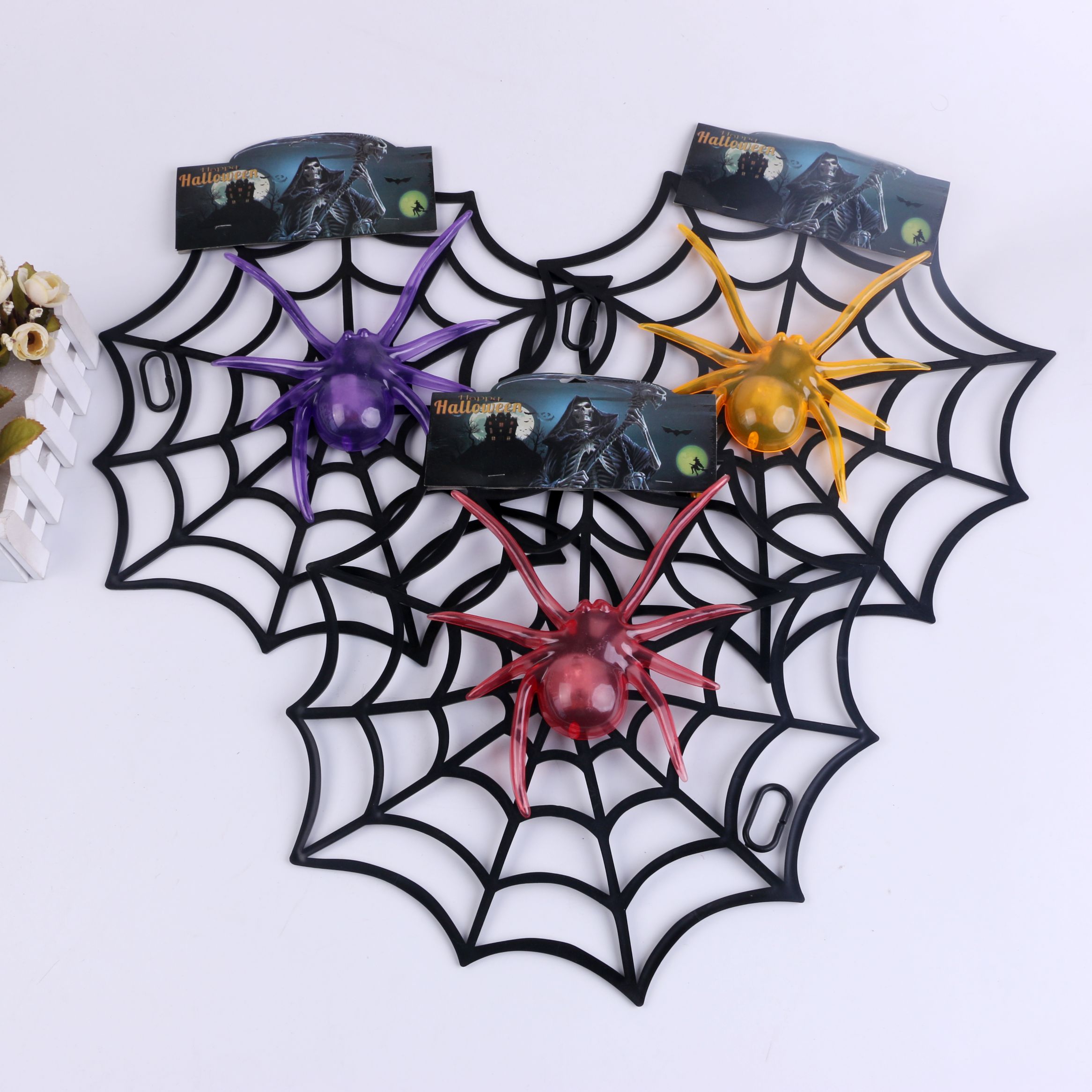 Pumpkin web spider Halloween gifts sold by manufacturers imitation spider toys Carnival props plastic spider web thumbnail
