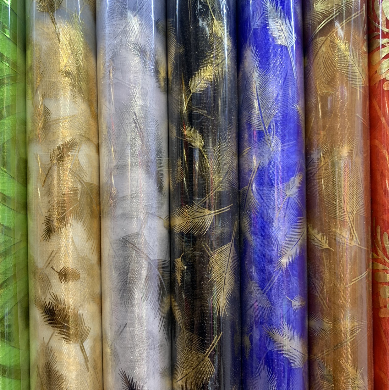 Gilded feather thumbnail