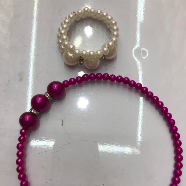 Three large Pearl bracelet (Rose red) thumbnail