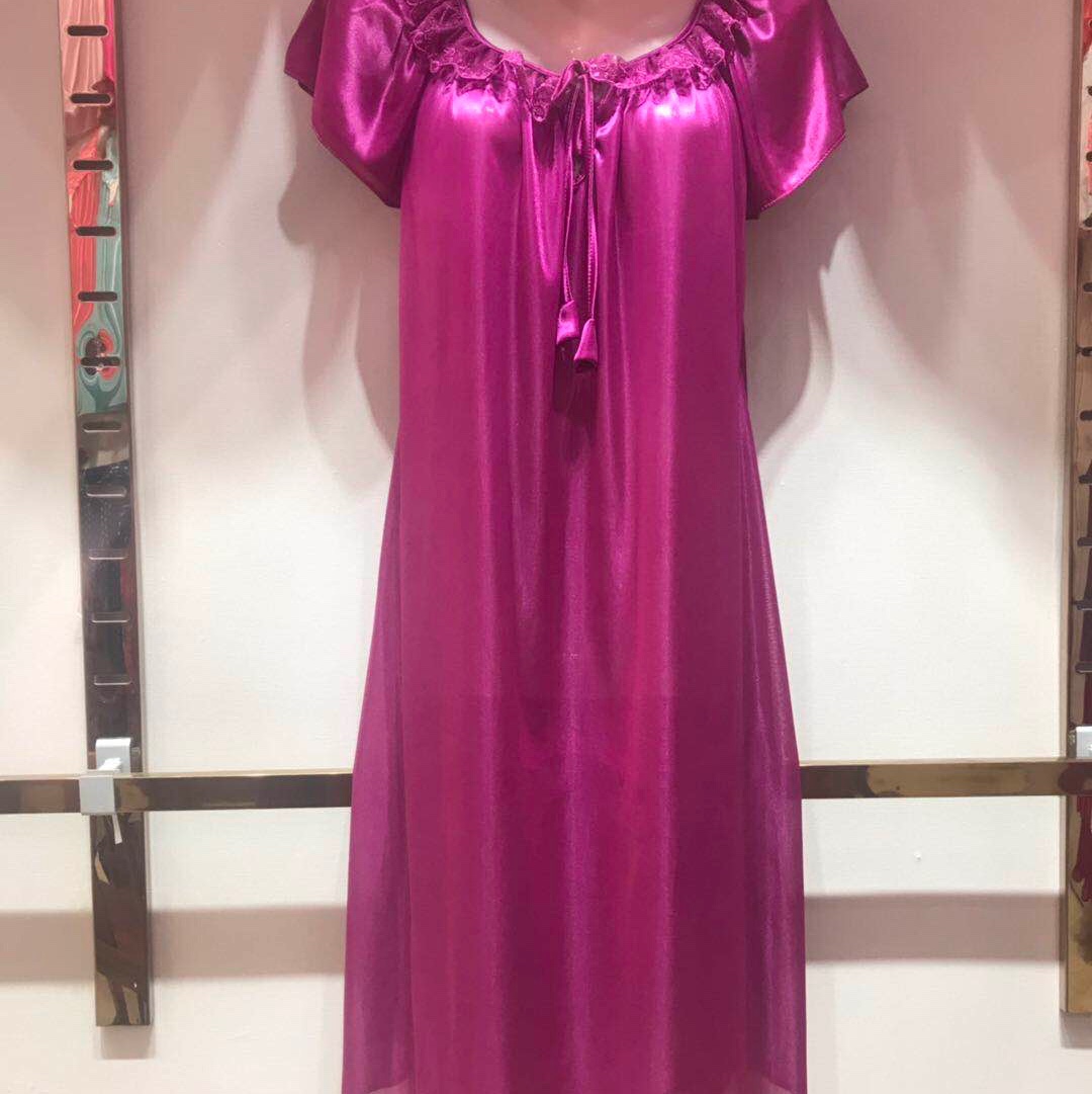 Nightgown, 355 details Picture