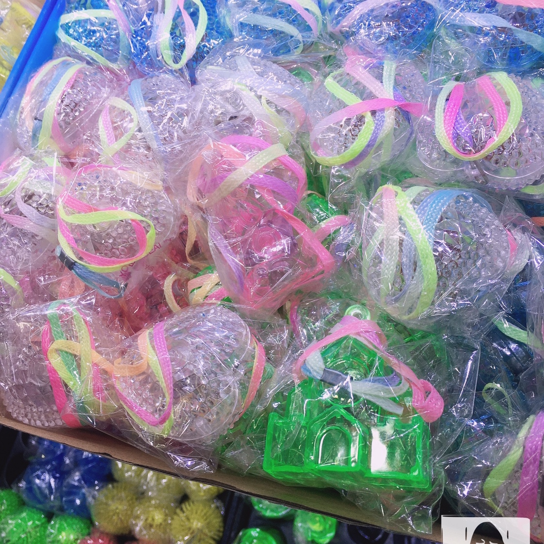 Hot style lighting necklace acrylic promotional activities hot style boxes of 1440, 24 boxes of 60 boxes
