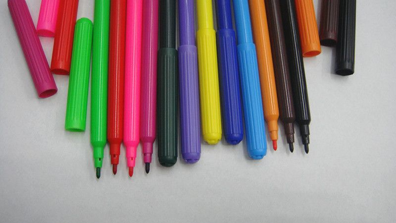 Yiwu Selection watercolor pen 12 color piece outfit student thumbnail