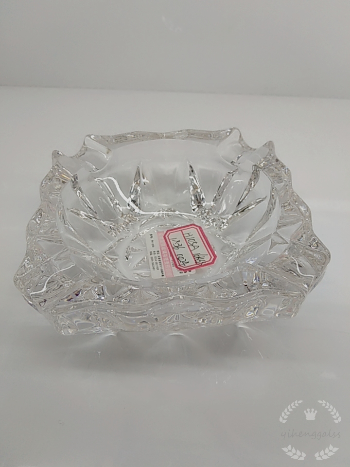 厂家直销玻璃烟灰缸105