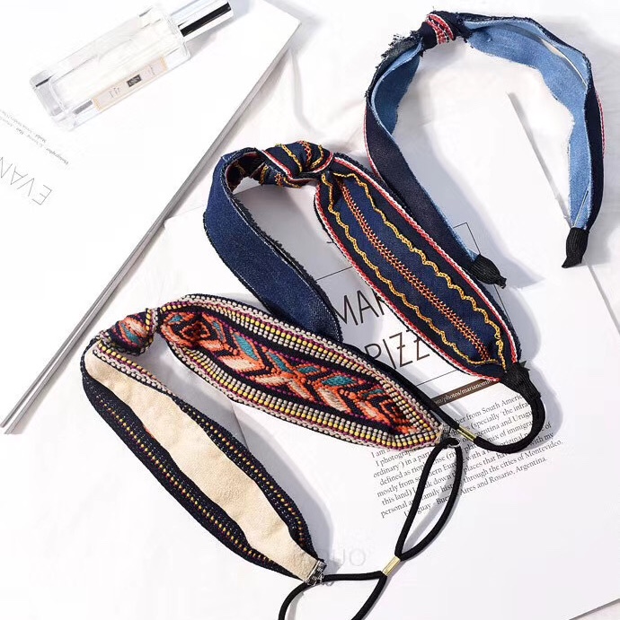 Vintage Headband details Picture