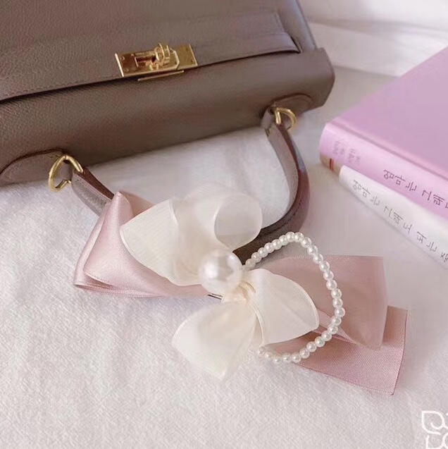 Beautiful bow hairpin