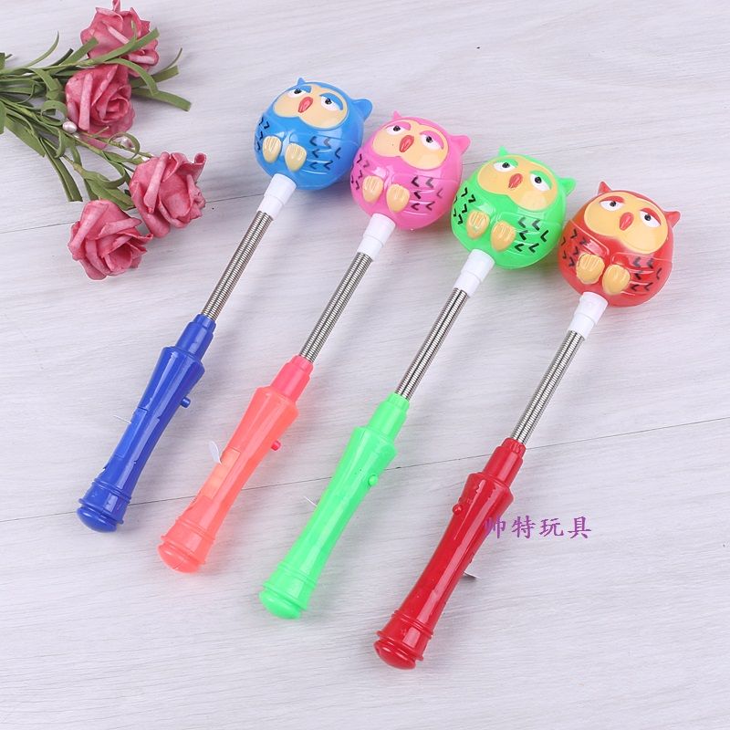 猫头鹰带灯闪光棒图