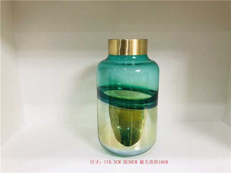 BBGLASS保北玻璃 绿色玻璃花瓶家居摆件白底实物图