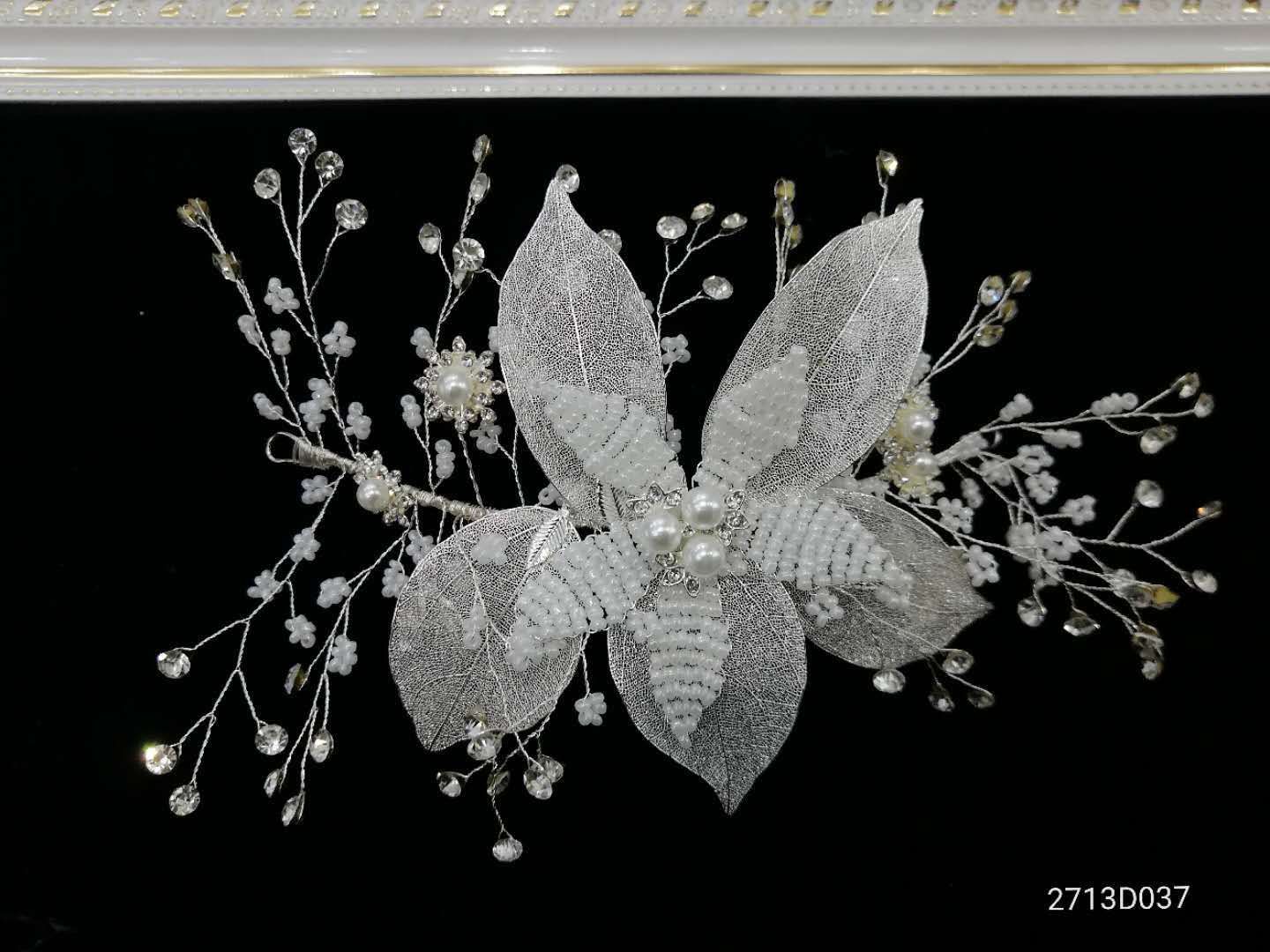 Flowers, handcrafted headwear, hair combs and wedding accessories