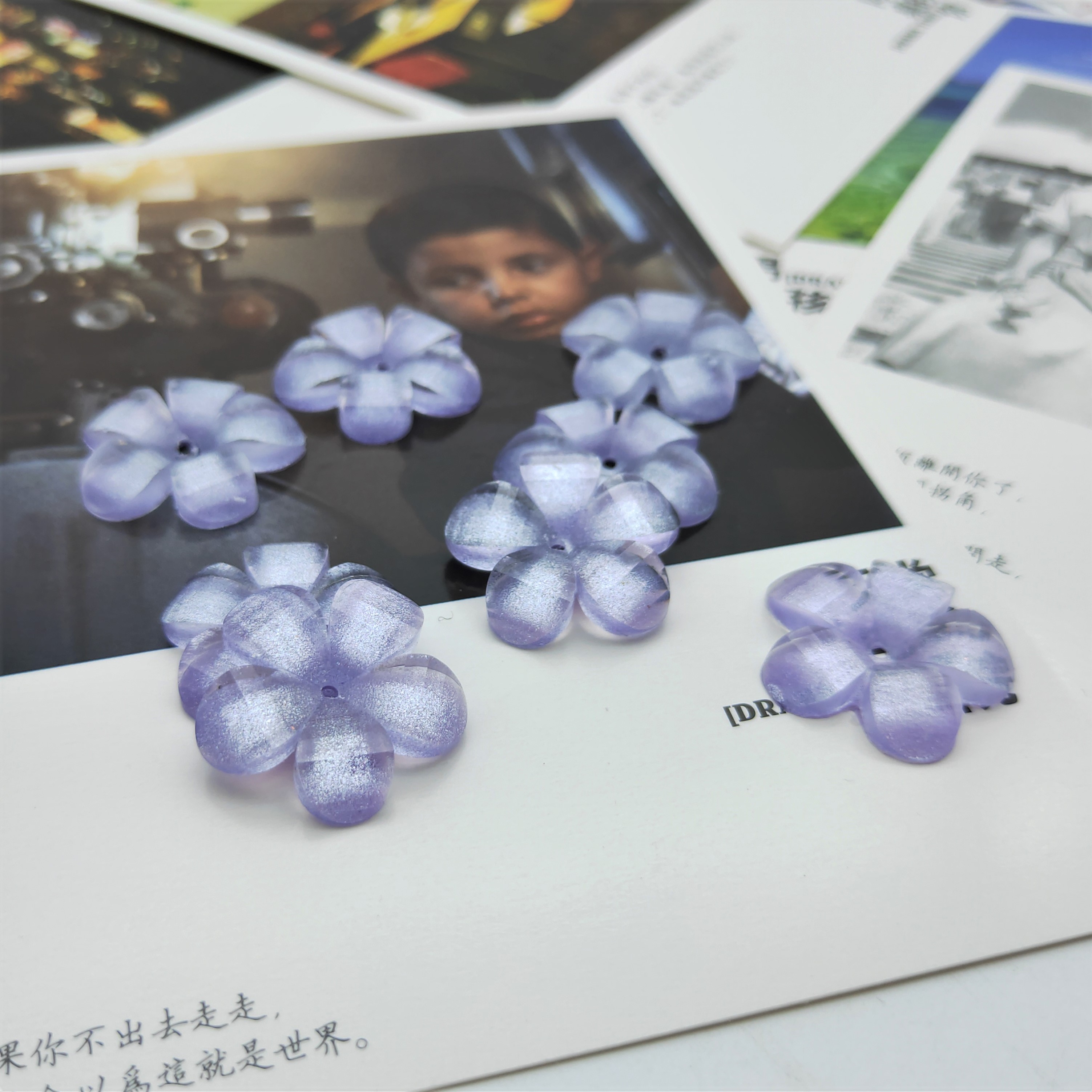 Direct sales of water drop five-petal flower creative handmade diy hair accessories, mobile phone DIY nail and beauty materials detail image 3