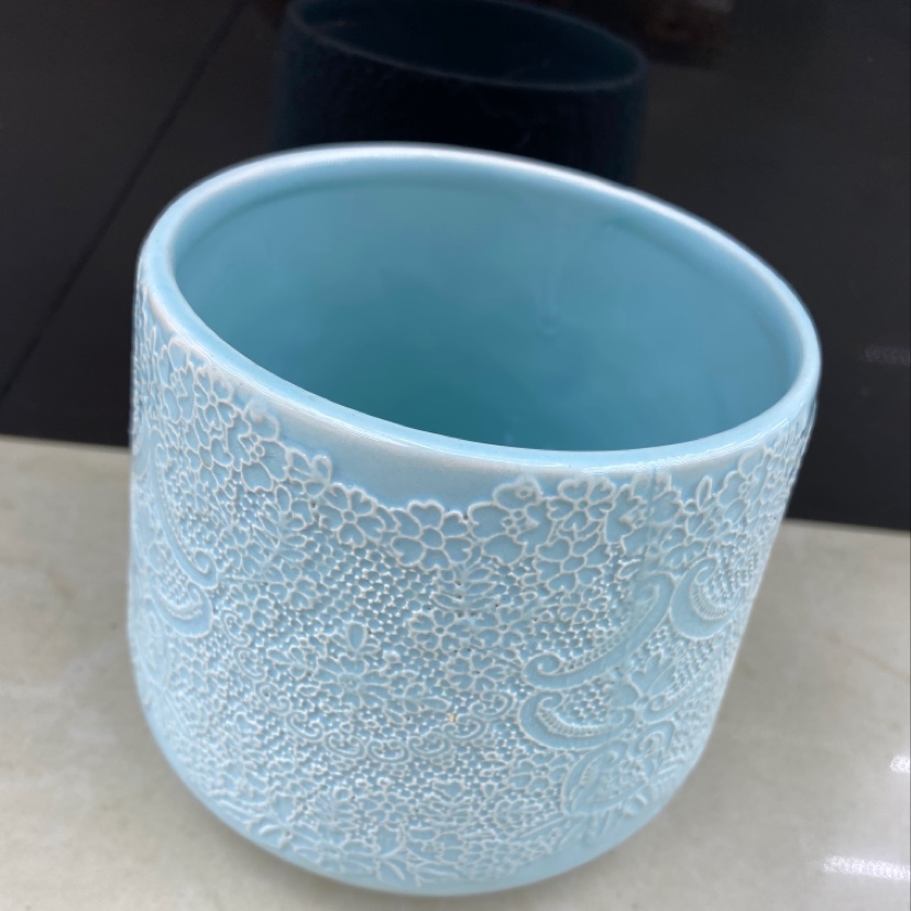 Lace flowerpots are sold in bulk by the box Specification image