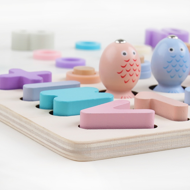The early education cognitive fishing matching board is highly entertaining and colorful, which can exercise babies' hand-eye coordination, visual ability, logical thinking ability, and early education enlightenment training. It is a parent-child game Application Scenario