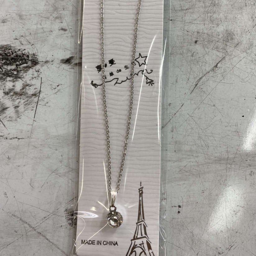 Student style, Korean dual store, fashionable and trendy Kawaii, titanium steel and diamond imitation necklace, the most popular little pickstick style, suitable for wearing in various occasions, the necklace style that students love and pursue.