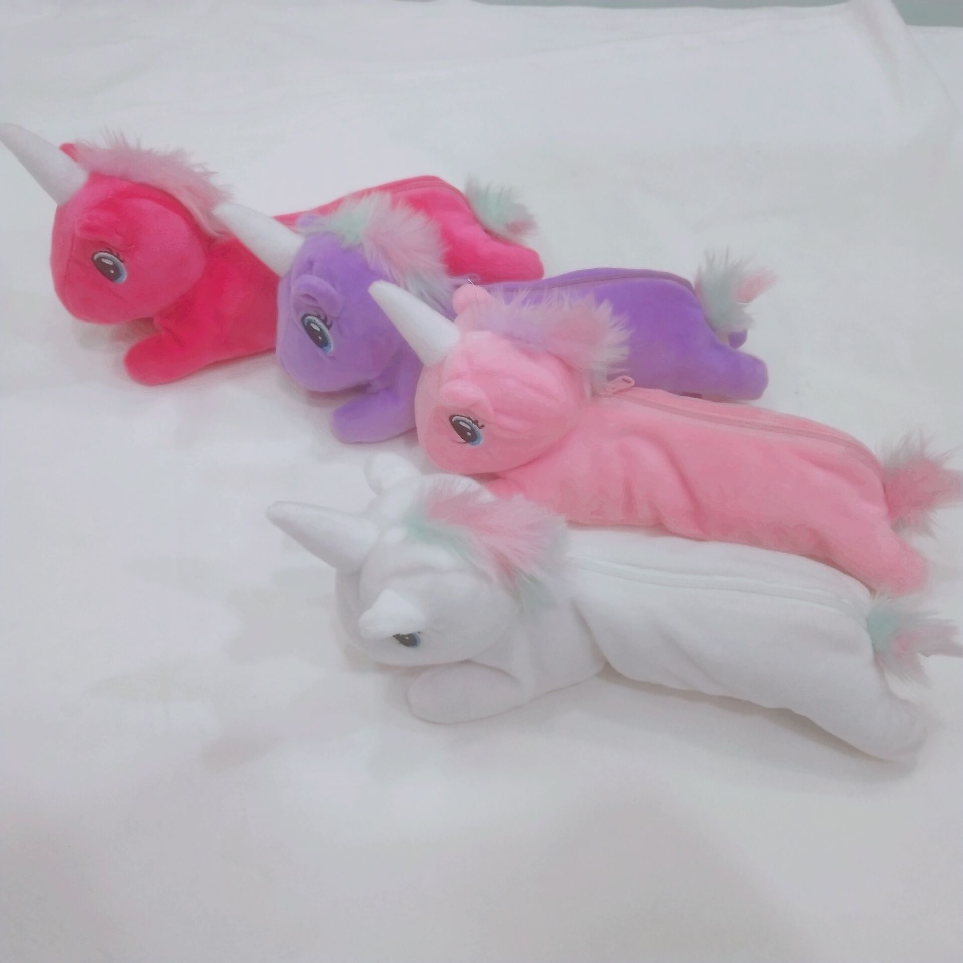 Unicorn Pen bag creative Zipper stationery bag for children thumbnail
