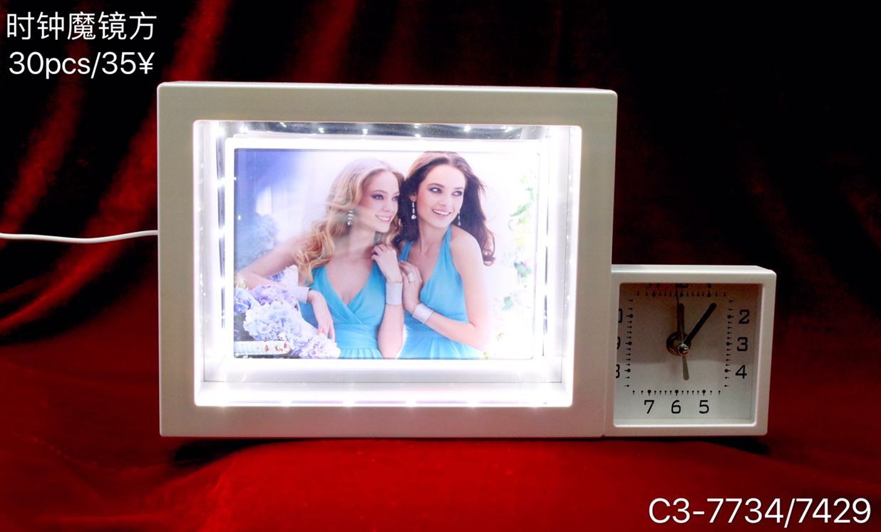 小弟相框工艺品摆件装时钟方镜家居装饰摆件装饰框架’02