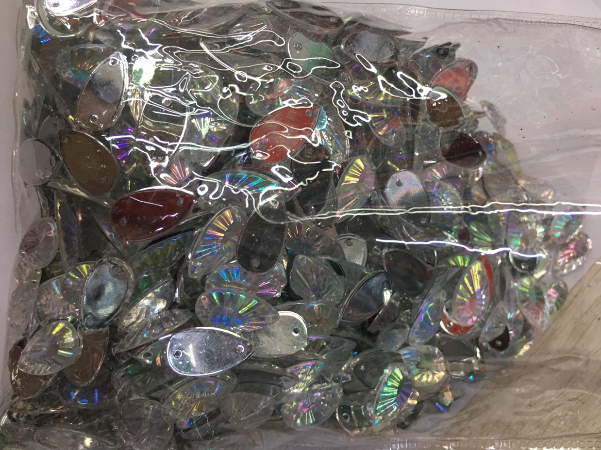 9x17瓜子双孔 台湾压克力 白色AB彩产品图