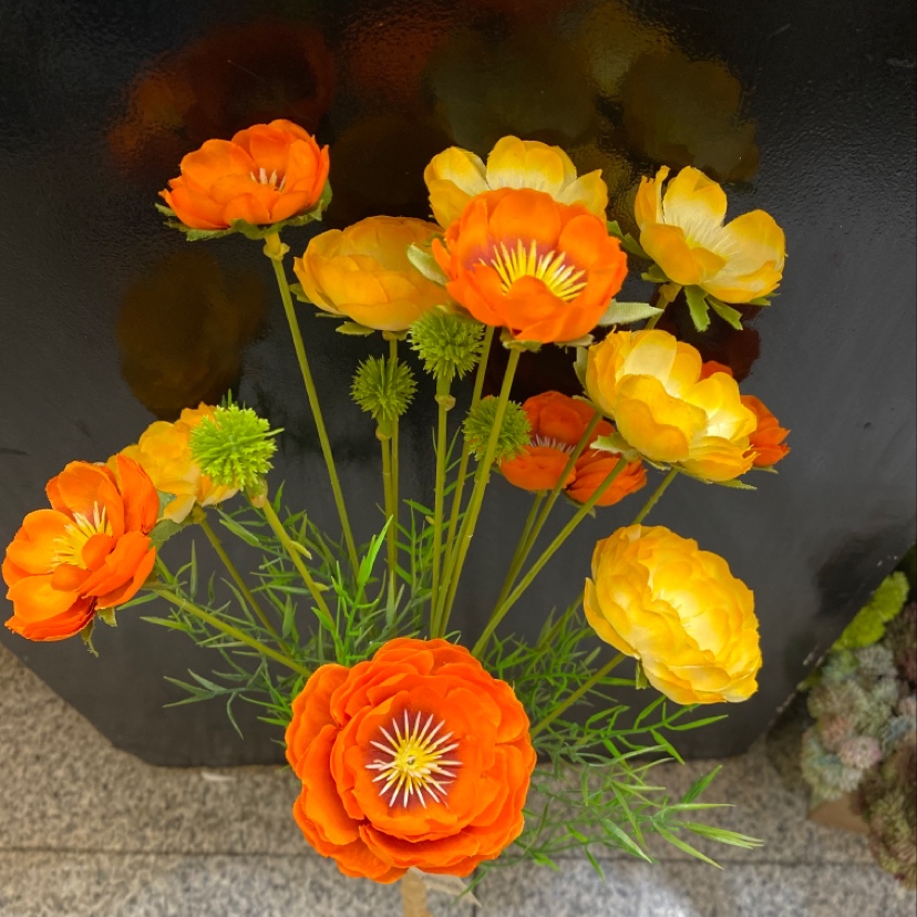 Factory direct sales of artificial flowers wholesale. 12-head Spring peony. For interior decoration, you can choose from a variety of national trend colors details Picture