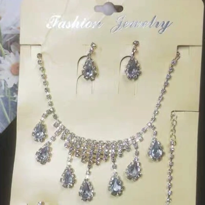 Bridal Necklace 4-Piece Set Korean Wedding Yarn Jewelry Hair Jewelry Necklace Earrings Wedding Accessories
