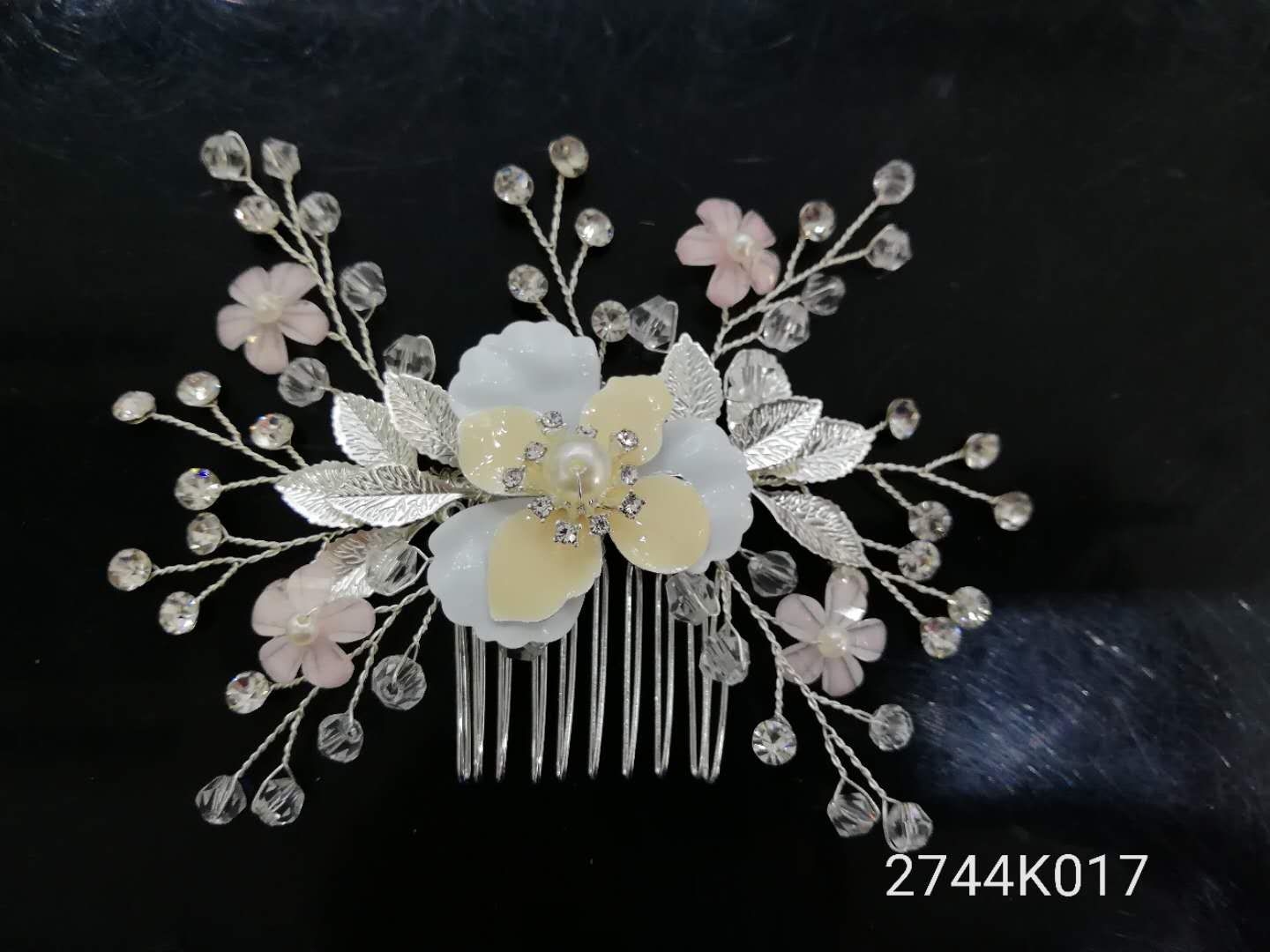 Handmade hair comb accessory