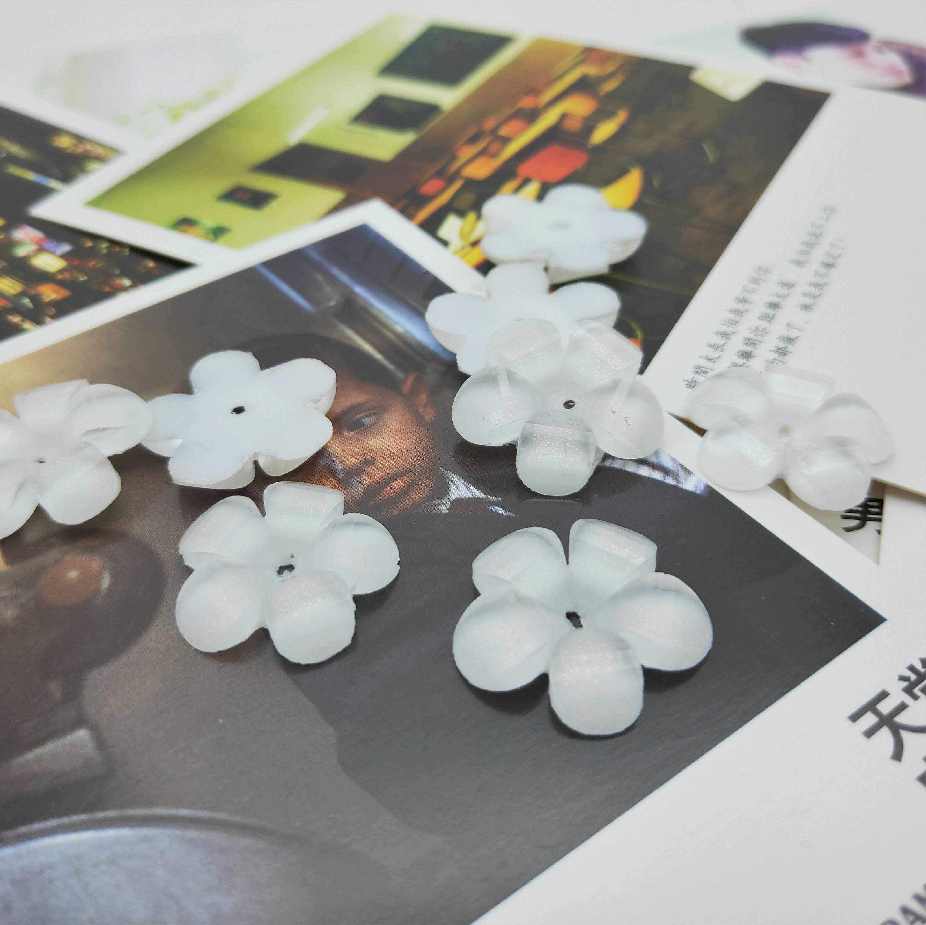 Direct sales of water drop five-petal flower creative handmade diy hair accessories, mobile phone DIY nail and beauty materials detail image 2