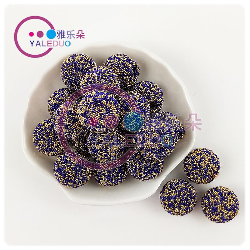 蛋糕配件/泡沫球/亮片小兔细节图