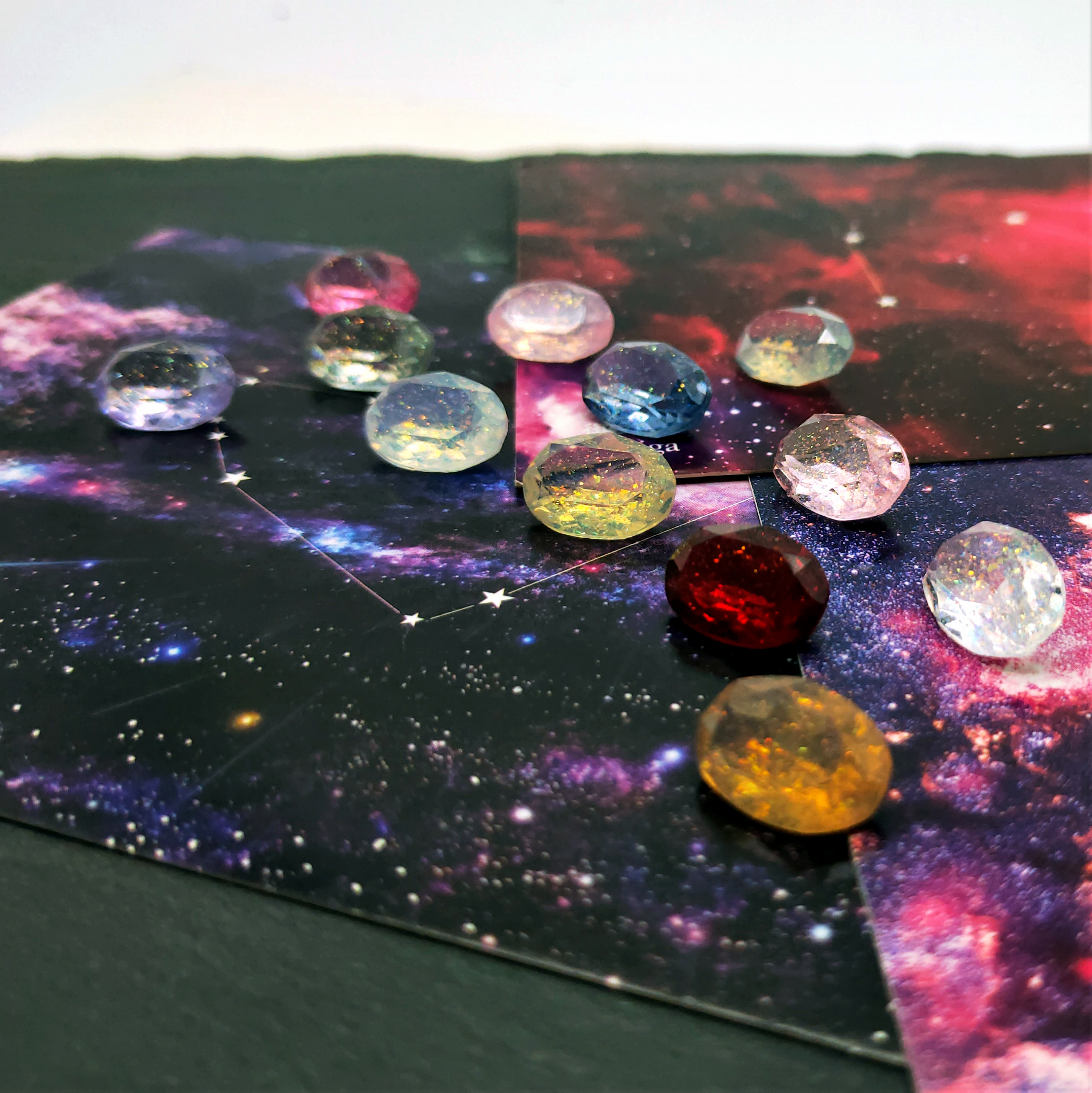 Best-selling oval-shaped iridescent resin diamond tip and bottom diamond 10*14mm Korean version handmade diy jewelry accessory creative necklace detail image 4