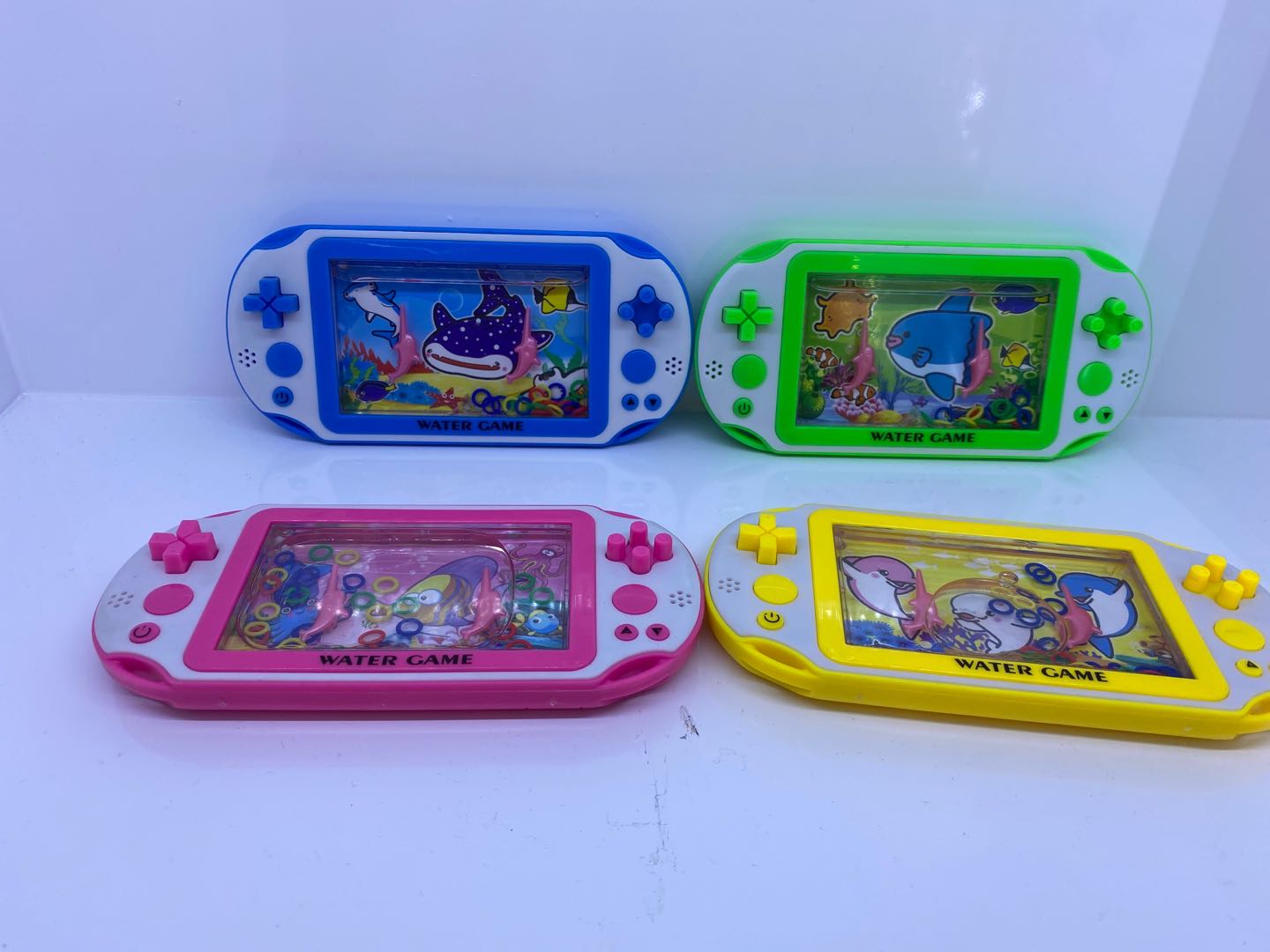 Классическая ностальгическая игровая приставка details Picture