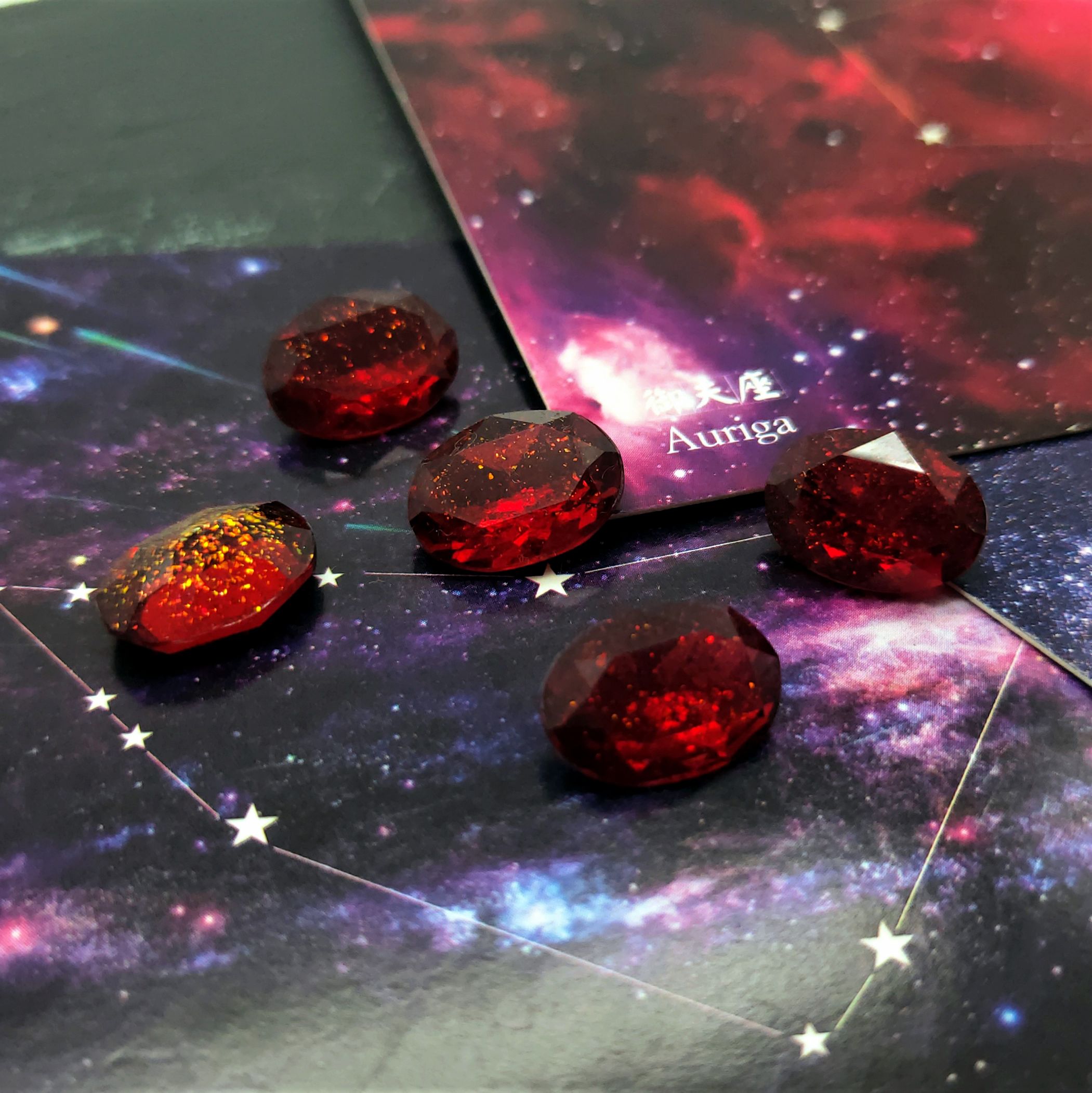 Best-selling oval-shaped iridescent resin diamond tip and bottom diamond 10*14mm Korean version handmade diy jewelry accessory creative necklace undefined