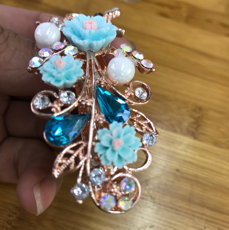 Peacock Crystal hair clips, new multi-diamond hair clip headwear, a best-selling European and American jewelry details Picture