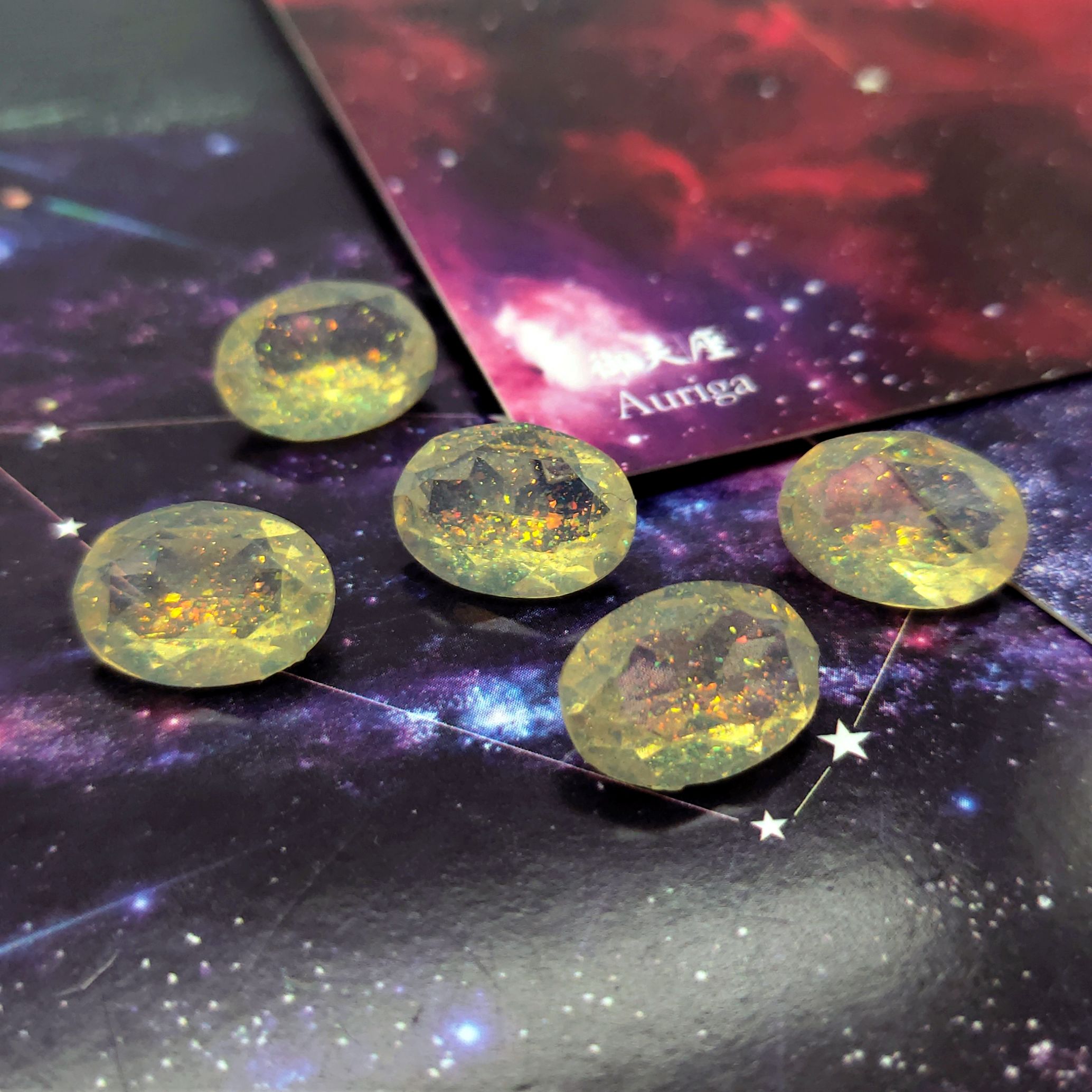 Best-selling oval-shaped iridescent resin diamond tip and bottom diamond 10*14mm Korean version handmade diy jewelry accessory creative necklace undefined