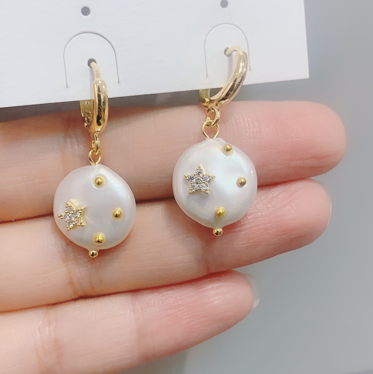 Star Wish Stone Ear Buckle