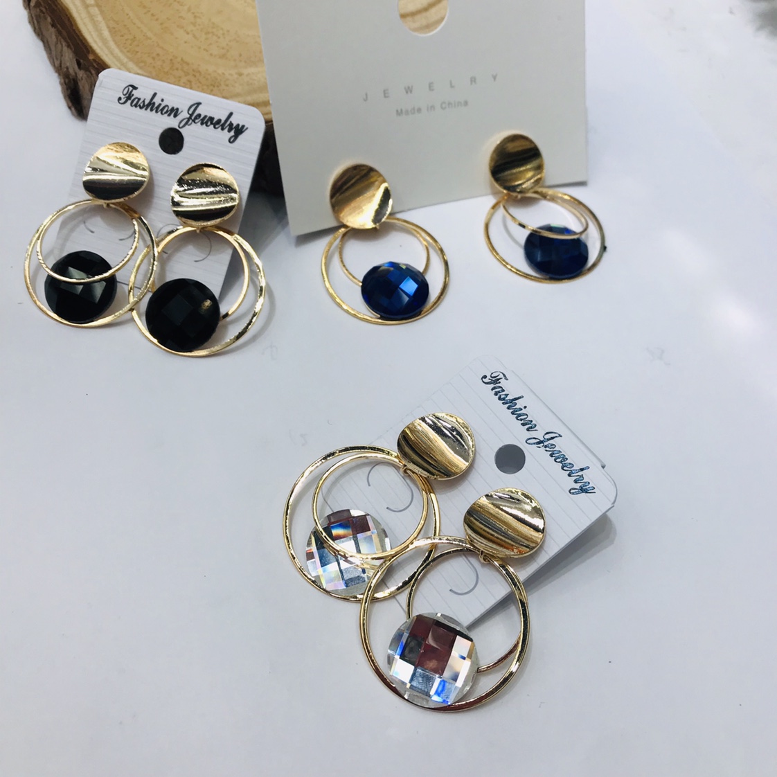 Metal electroplating double circle glass beads simple fashion heiress earrings atmosphere web celebrity ear nail manufacturers direct thumbnail