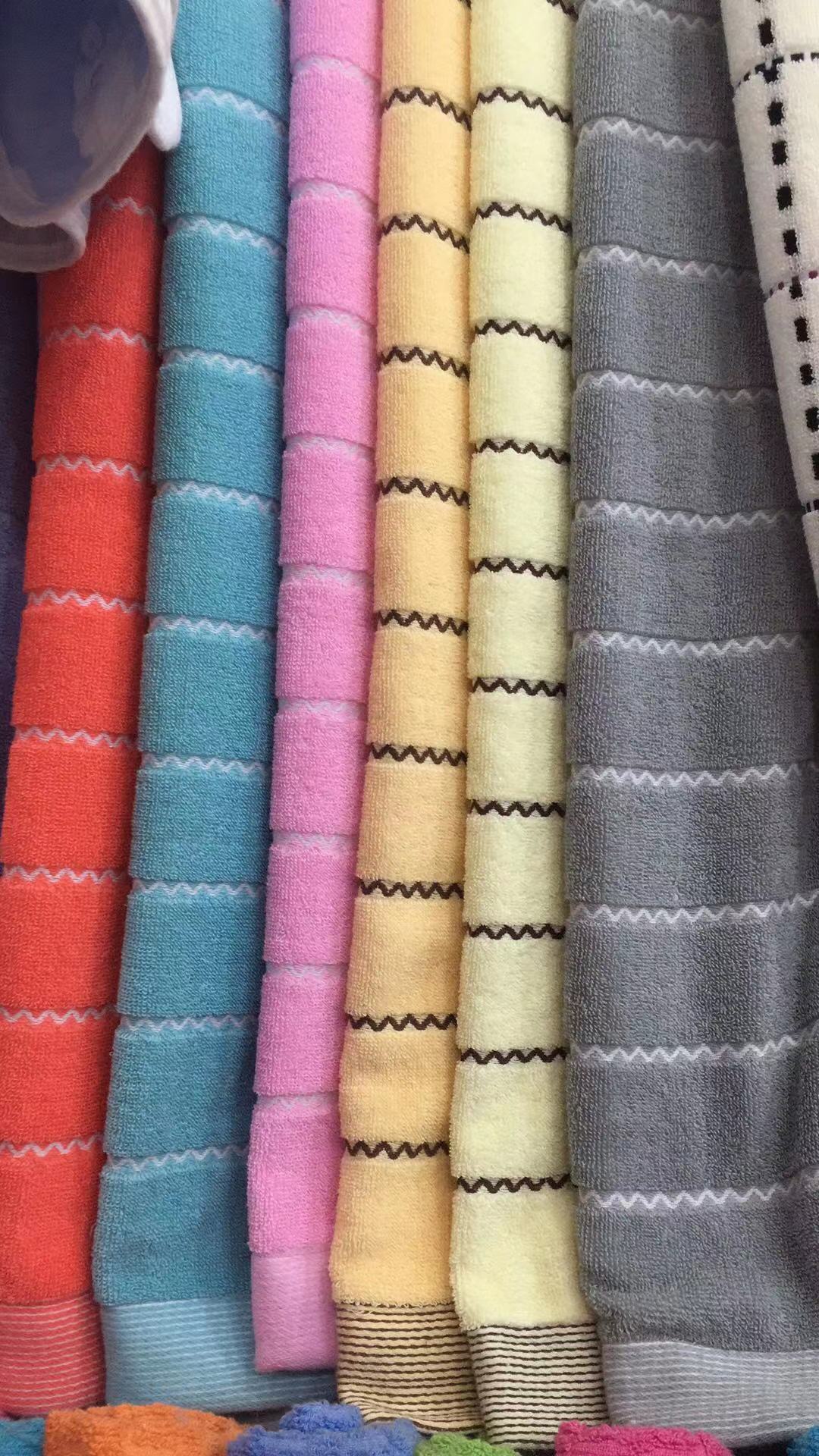 Factory wholesale pure cotton plain jacquard striped towels, supermarket daily gift towels wholesale customization log Application Scenario
