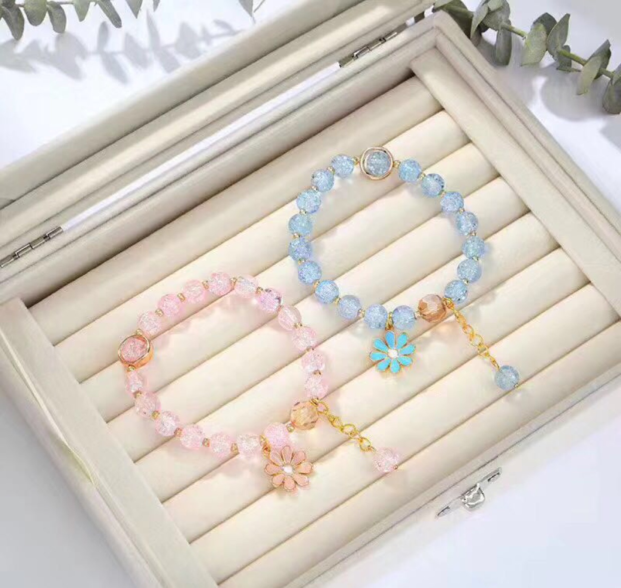 Daisy bracelet in light blue, fashionable, trendy, casual and versatile, Hongtao Accessories 0065 Specification image