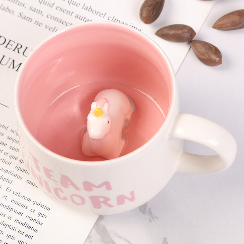Customized creative 3D coffee cups, cute cartoon ceramic mugs and advertising cups Specification image
