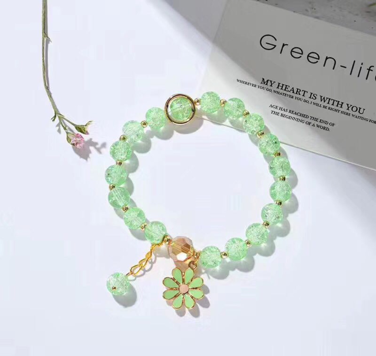 The Daisy bracelet is a fashionable, versatile and trendy accessory from Hongtao Accessories 0099