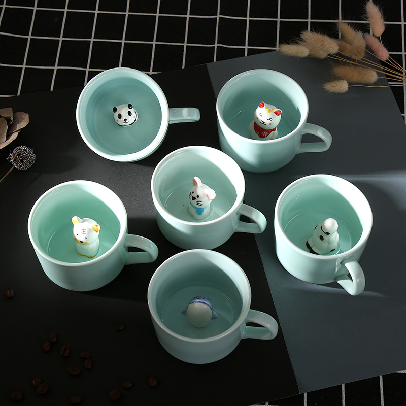 Creative covered ceramic mugs, cartoon three-dimensional cute animal coffee cups, cute women's customizable water cups