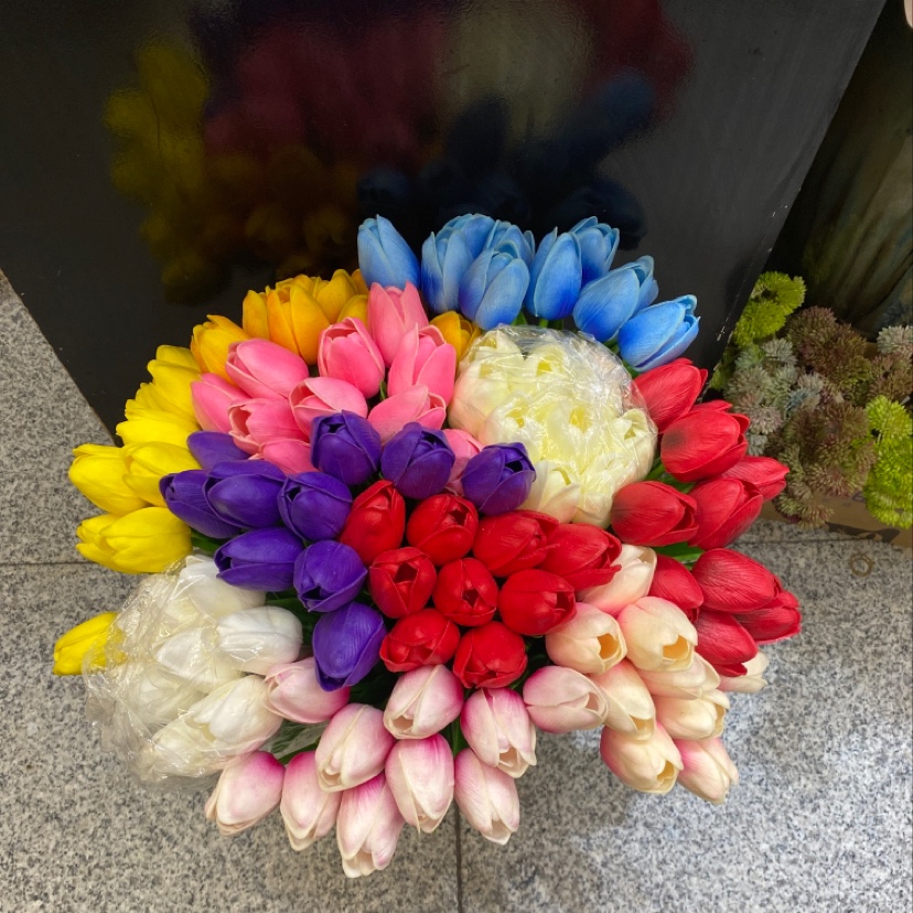 Factory direct sales of single Pu tulip bunches, wholesale of pu tulip artificial flowers details Picture
