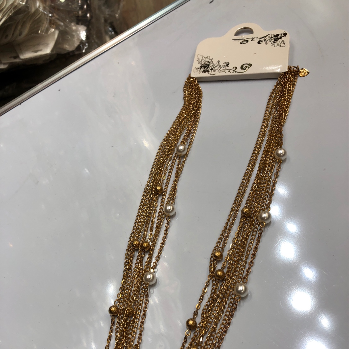 Iron chains and pearls details Picture