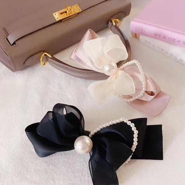 Beautiful bow hairpin details Picture