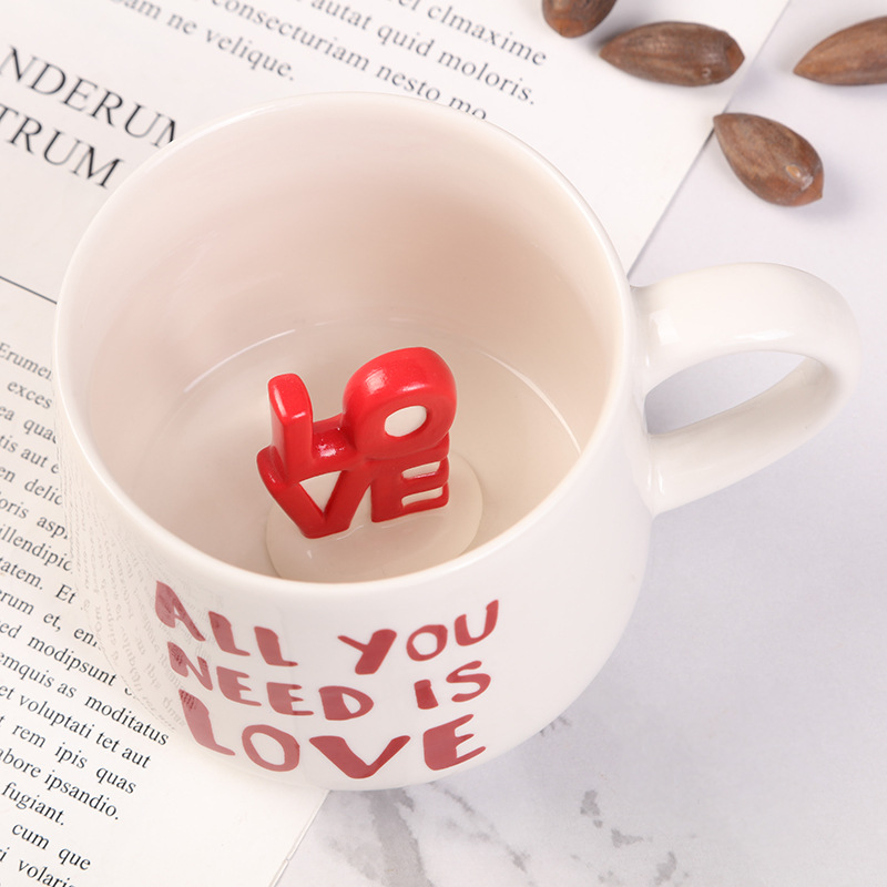 Customized creative 3D coffee cups, cute cartoon ceramic mugs and advertising cups undefined