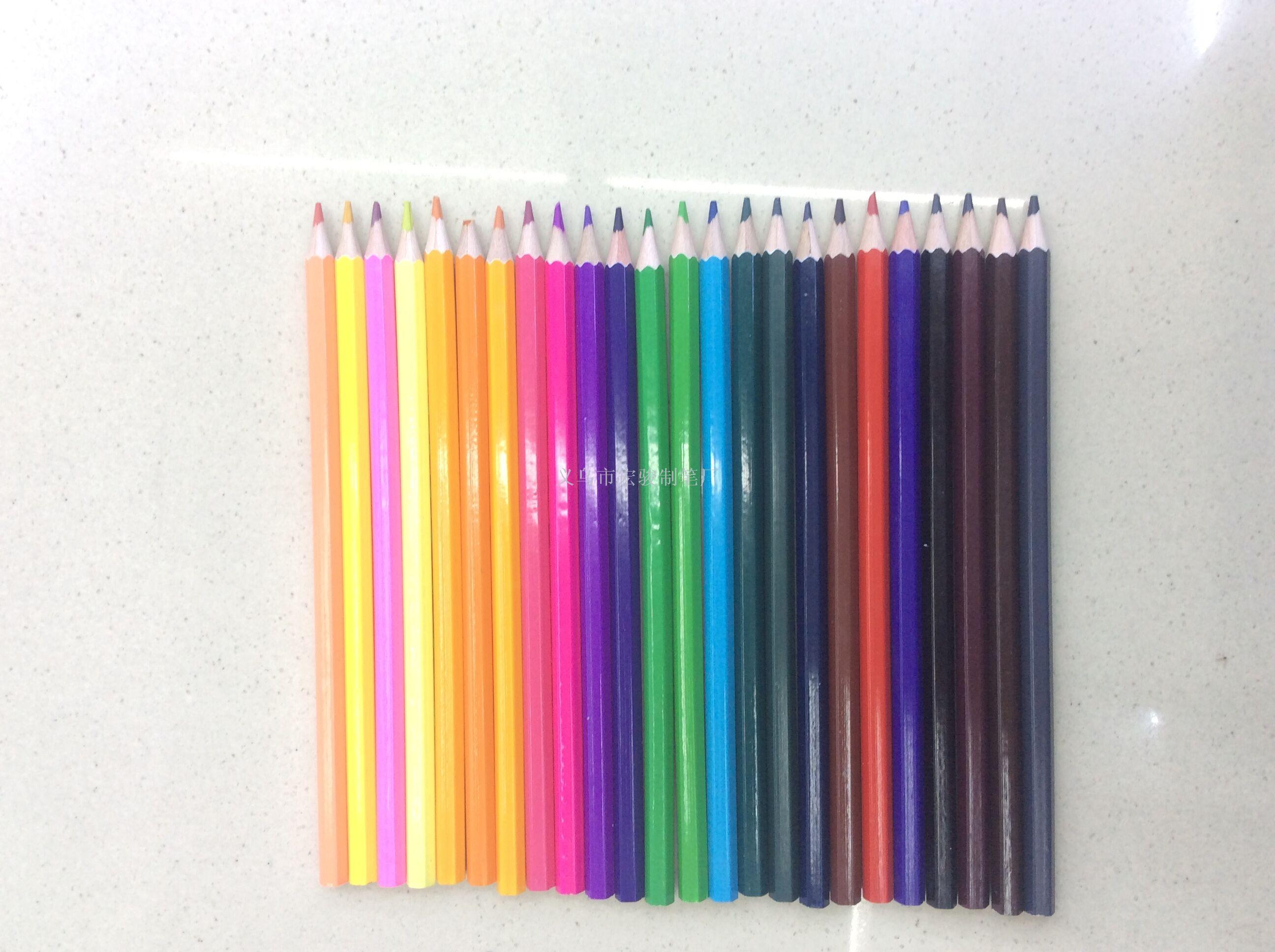 Yiwu buena carga color plomo 24 colores poplar 3.0 lápiz de color de núcleo intermedio pequeño pino fábrica directa 1824