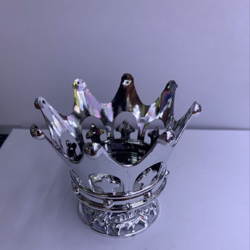 Plastic crown cup thumbnail