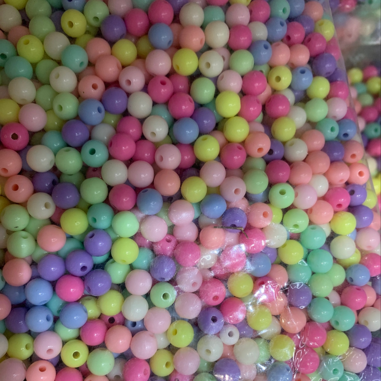 8 mm bead acrylic